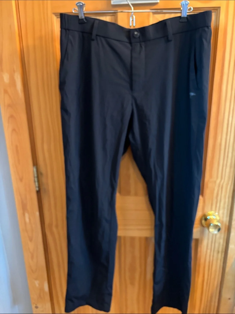 CHINO MADE OF COTTON STRETCH WITH A SLIM FIT - STRAIGHT LEG